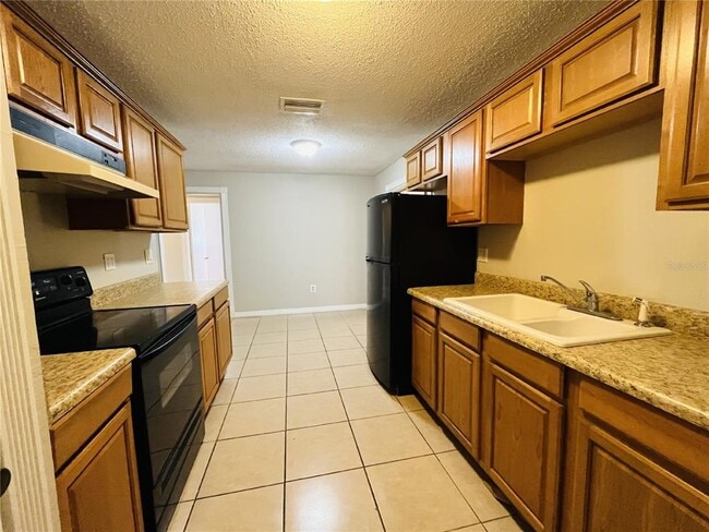 Foto del edificio - 829 W Carole St