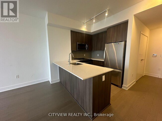 Building Photo - 20 Shore Breeze Dr