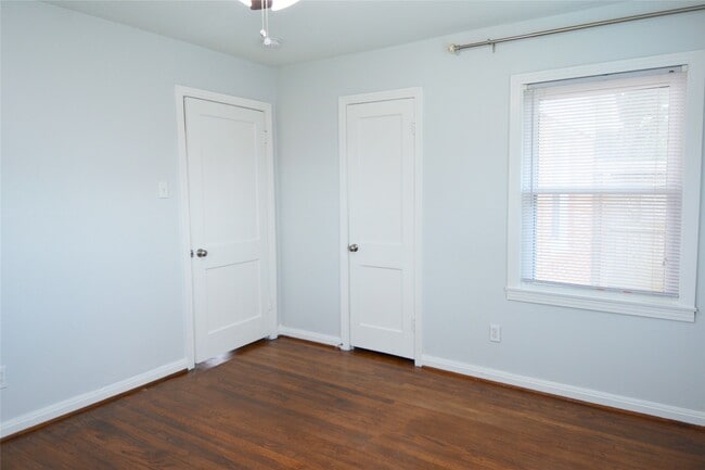 Building Photo - 501 Jerry St