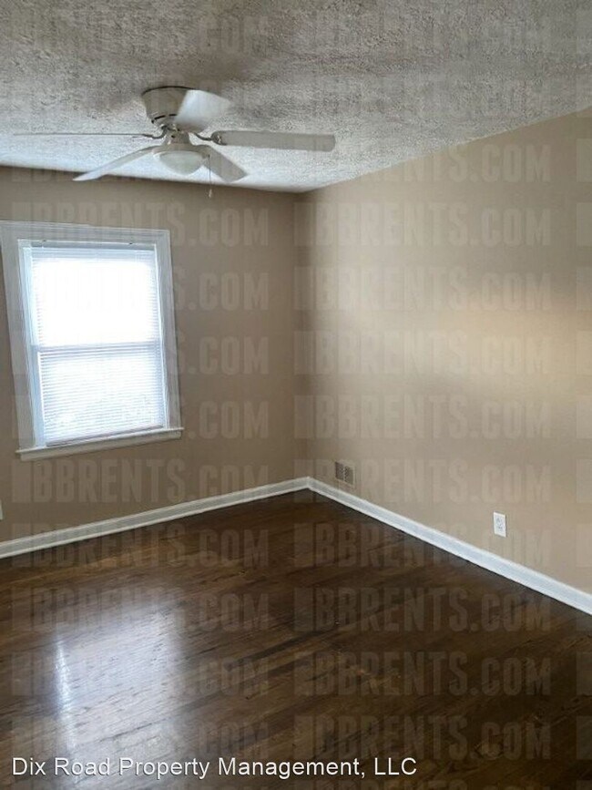 Building Photo - 2 br, 1 bath House - 1029 Laurel Avenue,