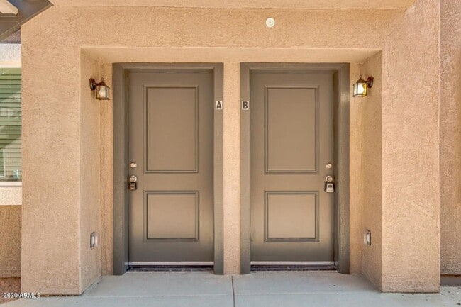 Building Photo - Apache Junction unit for rent!
