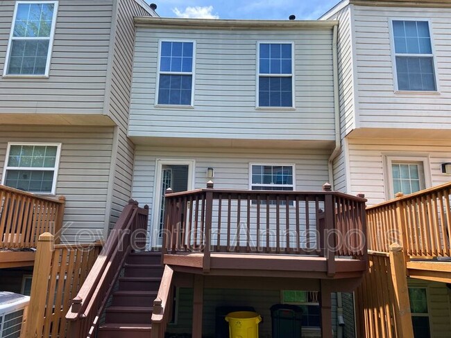 Building Photo - 8221 Water Lily Way