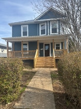 Building Photo - 1304 Floyd St