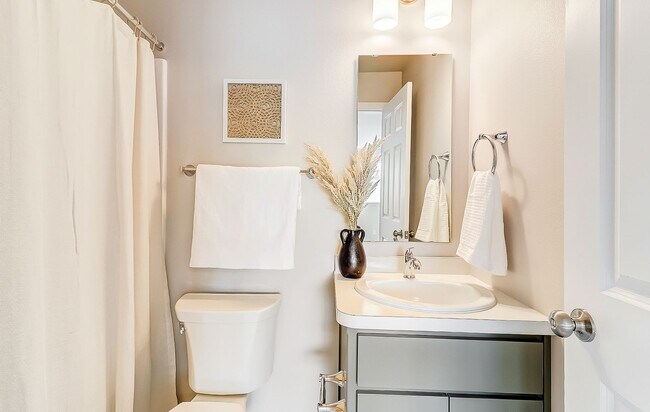 Foto del edificio - 3 Bed 2 Bath Single Family Home