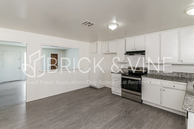 Building Photo - 3629 West Avenue K-12