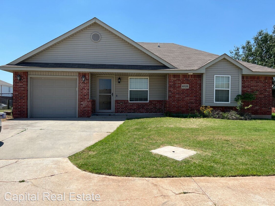 2 br, 2 bath House 6125 Courtyards Ct. House Rental in Oklahoma
