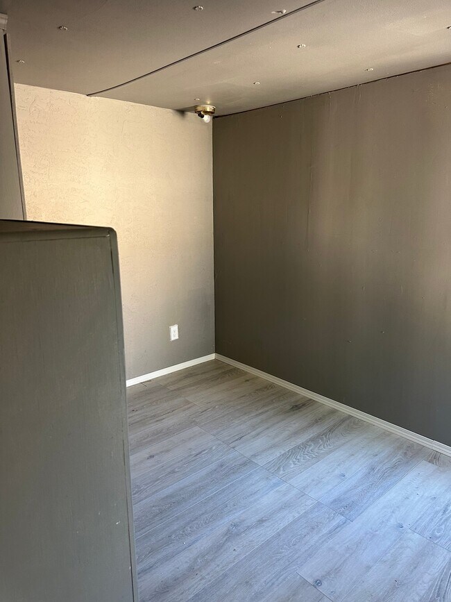 Foto del edificio - 951 N Auburn Ave