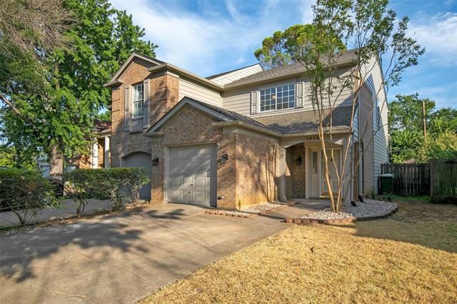 Foto del edificio - 1608 Creek Bank Ln