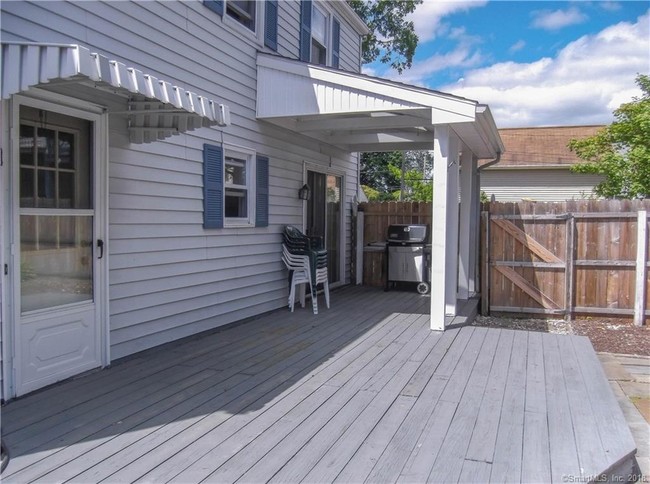 Building Photo - 149 New Haven Ave