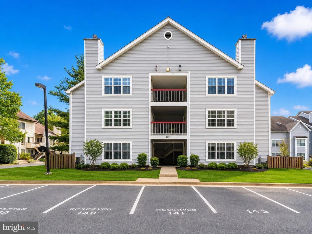 Foto del edificio - 18537 Boysenberry Dr
