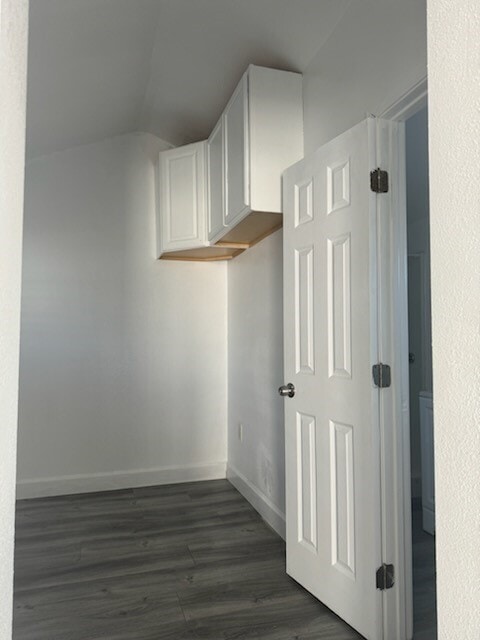 Foto del edificio - 16422 Haas Ave