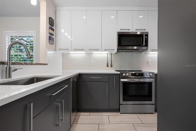 Foto del edificio - 226 Chartley Ct N