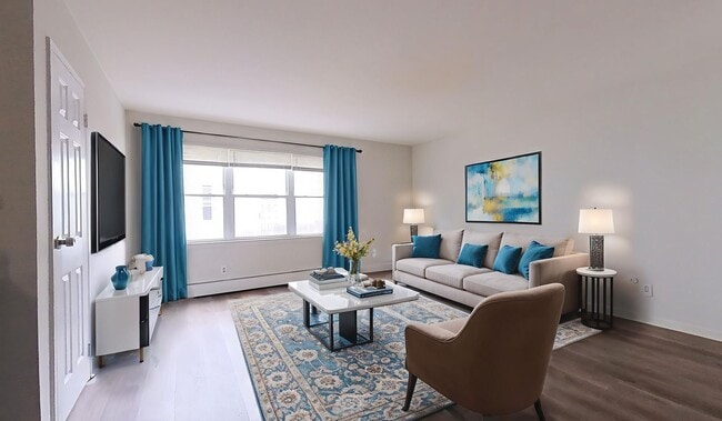 Building Photo - Seminary Apartments