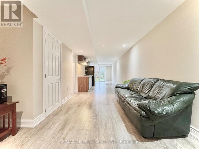 Building Photo - 57 Collin Ct