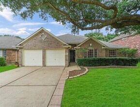 Building Photo - 5219 Bay Pines Dr