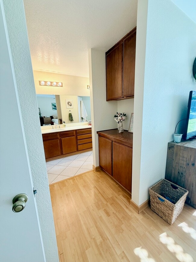 Foto del edificio - 13940 Barrymore St