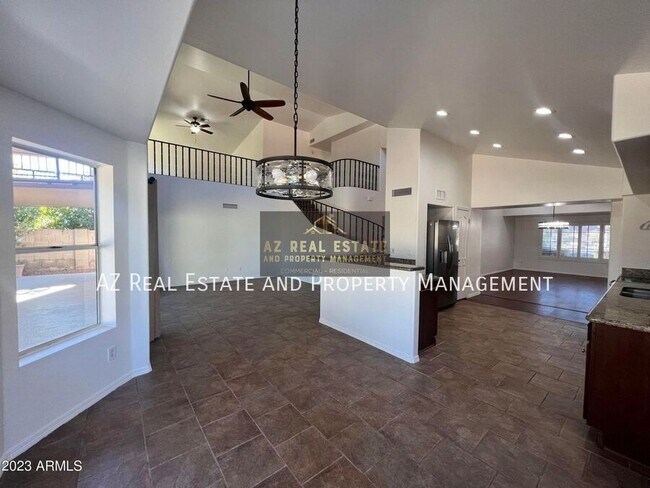 Building Photo - 7524 W Tonto Dr