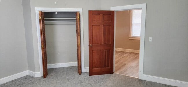 Foto del edificio - 1214 St James St