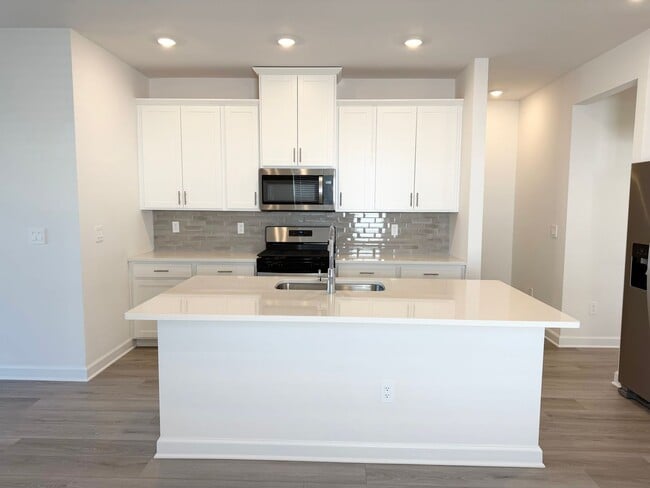 Building Photo - BRAND NEW! Beautiful 3 bedroom/2 bathroom home available now!