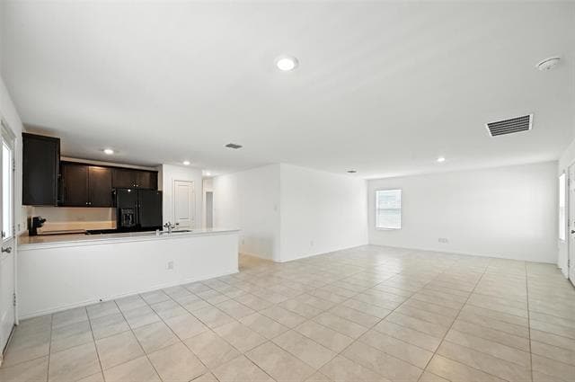 Building Photo - 208 Rubylace Dr