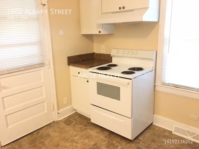 Building Photo - 1602 Albany St