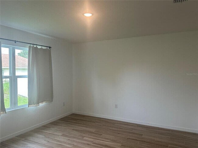 Foto del edificio - 712 Donau Ave NW