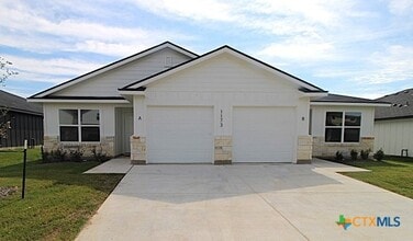 Building Photo - 1173 Lindsey Dr