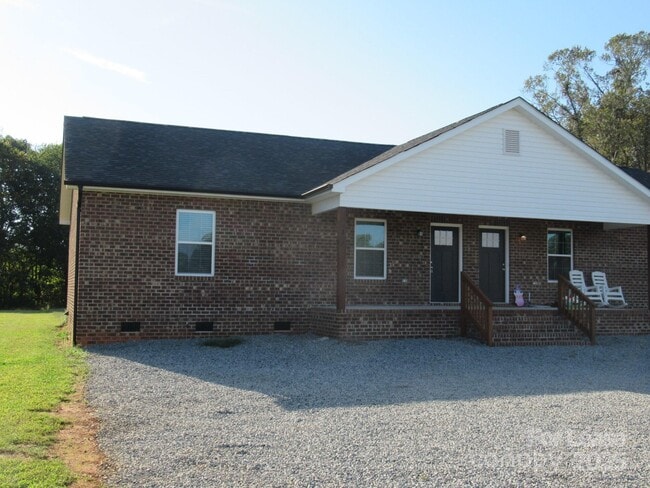 Foto del edificio - 419 Northbrook III School Rd
