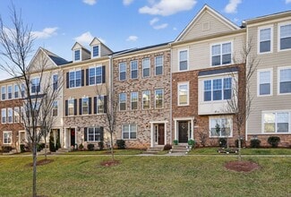 Building Photo - 9908 Wood Edge Wy