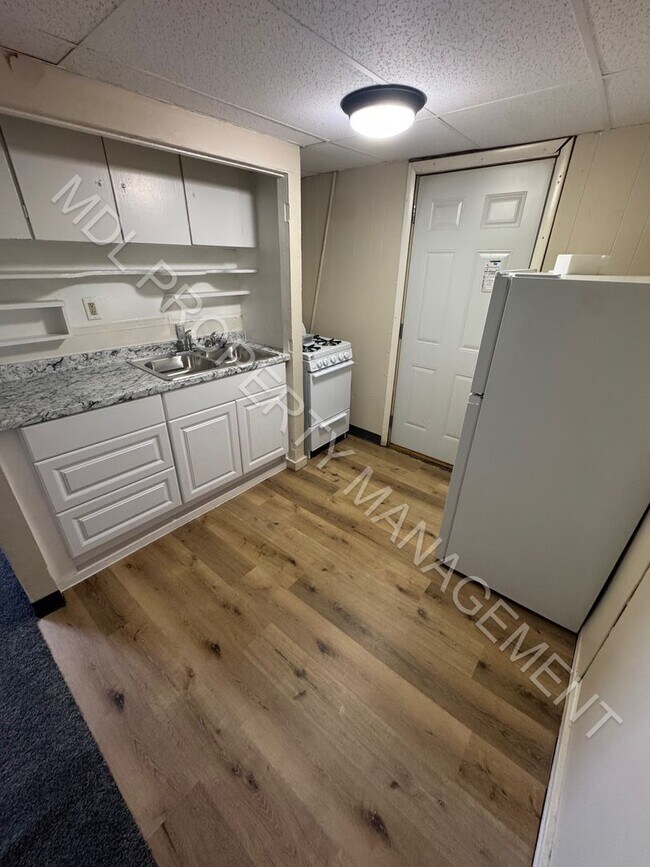 Foto del edificio - 727 N Hamilton St