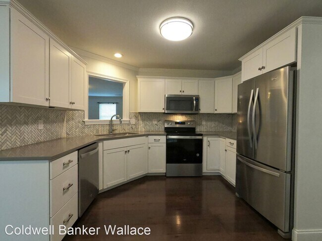 Building Photo - 3 br, 2.5 bath House - 1529 Silverdale Lane