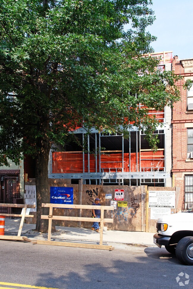 Foto del edificio - 534 6th Ave