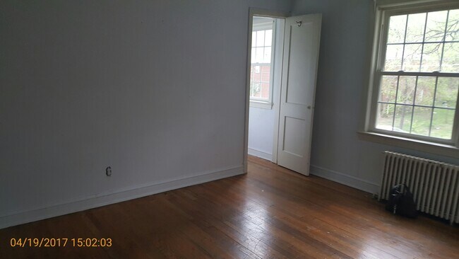 Living room - 303 Shirley St