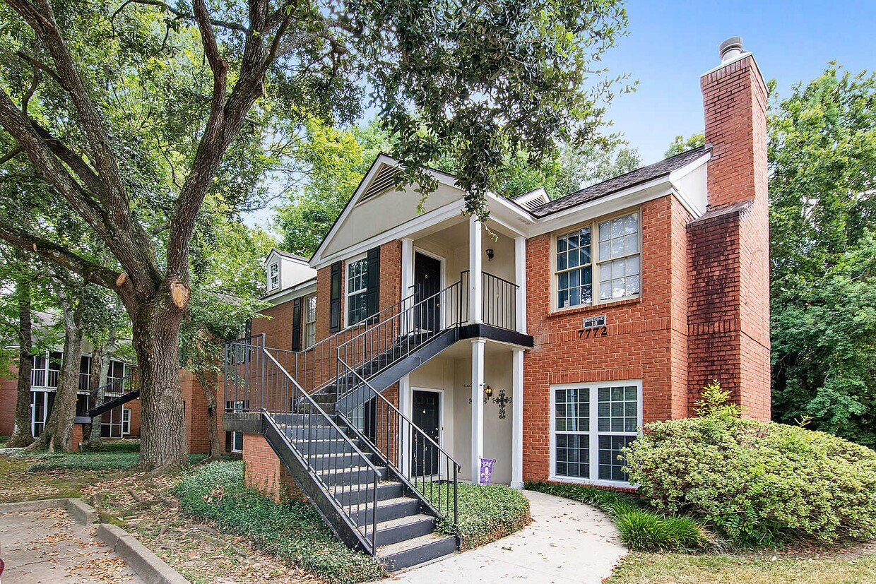 Foto principal - 7772 Jefferson Pl Blvd