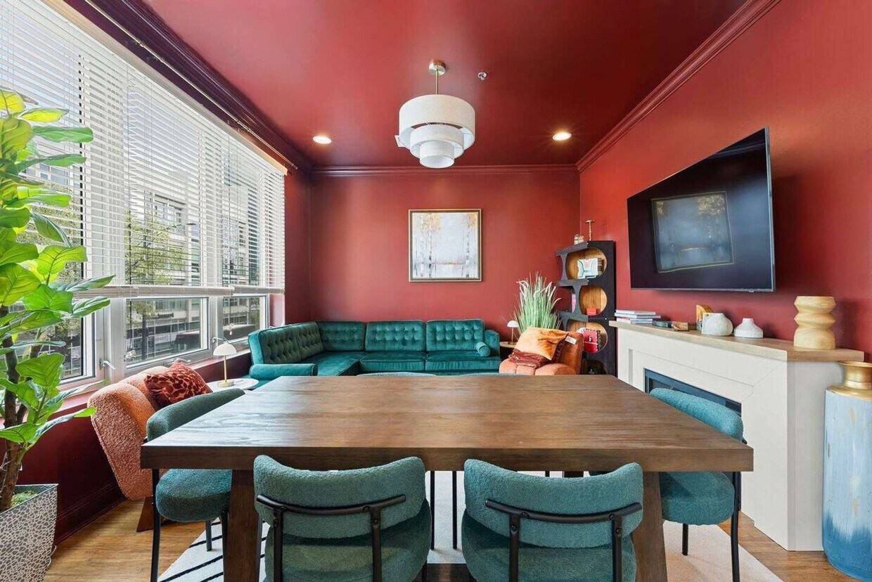 Foto principal - 1243 W Madison St