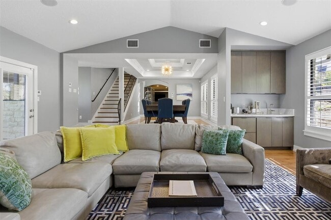 Building Photo - 2008 Key West Cove