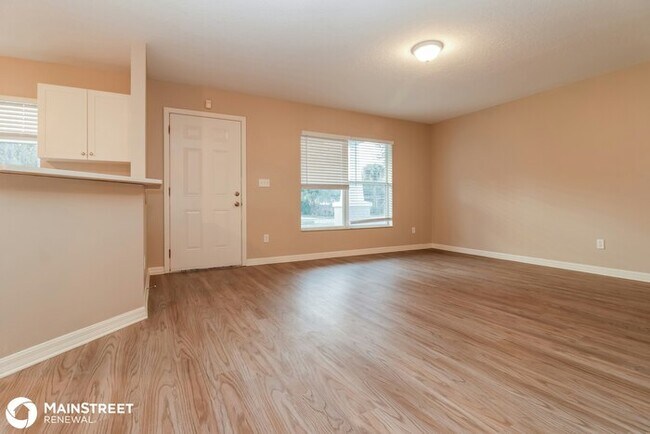 Building Photo - 1816 12th St S, St Petersburg, FL 33705
