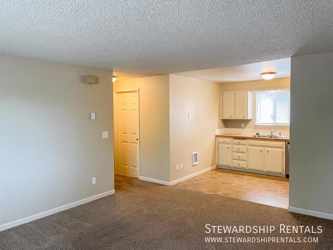 Foto del edificio - 2 bedroom apartment in Salem!