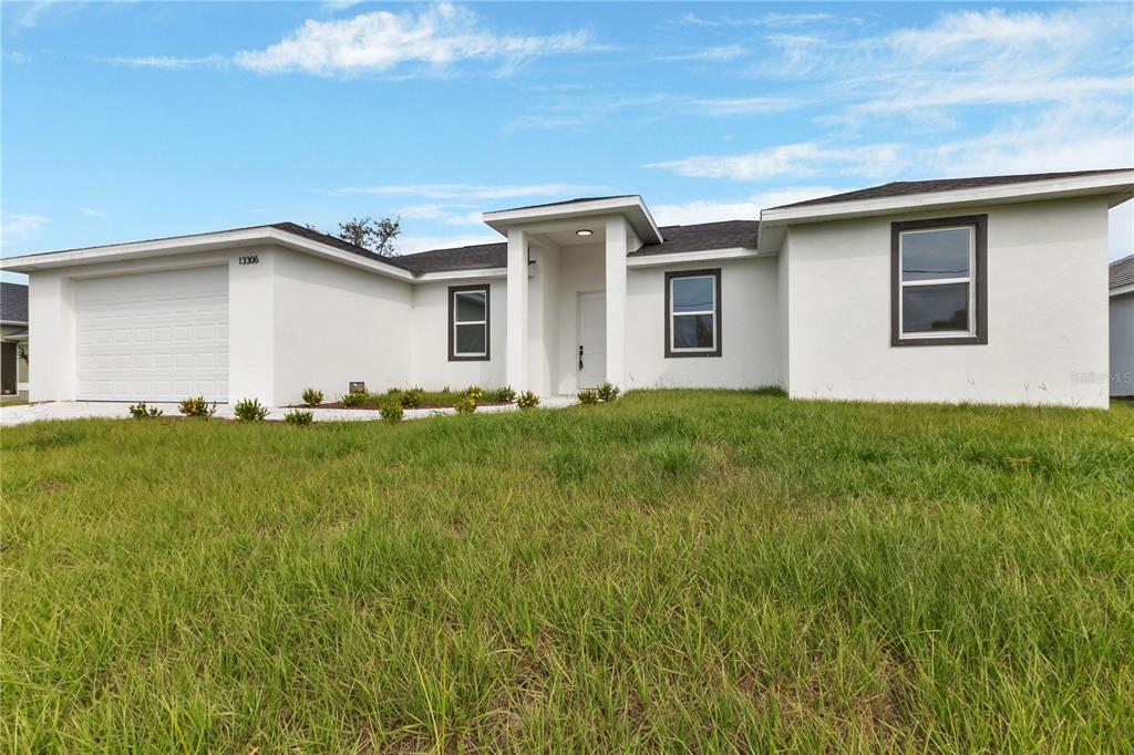 Foto principal - 13306 Allentown Ave