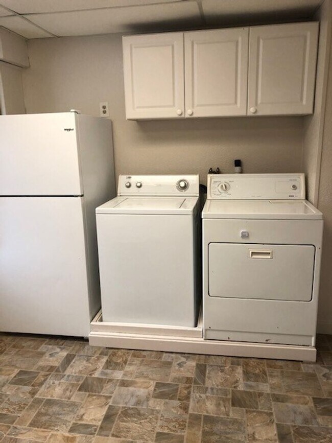 Foto del edificio - 3 Bedrooms, 1 Bathroom Duplex Lower Level in Brainerd, MN