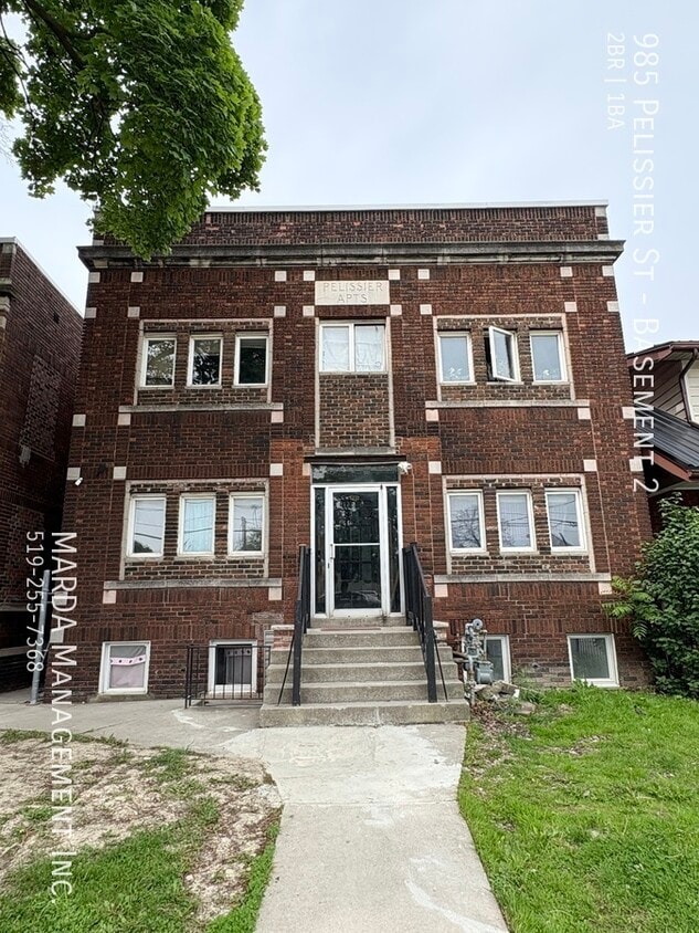 Primary Photo - CHARMING 2 BEDROOM, 1 BATHROOM BASEMENT FL...