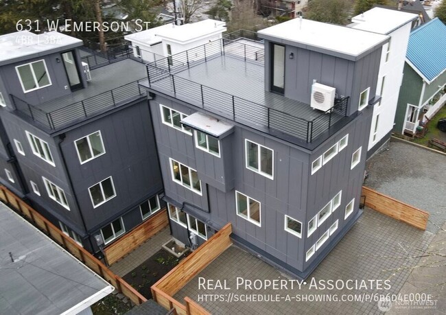 Building Photo - 631 W Emerson St