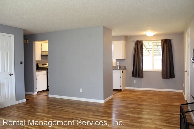 Foto del edificio - 3 br, 2 bath House - 1606 SE 151st Ave