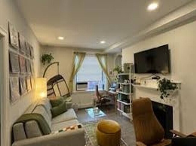 Foto del edificio - No brokers Fee, Central Back bay Location,...