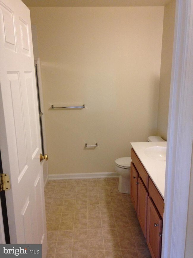 Building Photo - 27 Green St