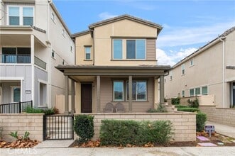 Building Photo - 2261 Horseback Rd