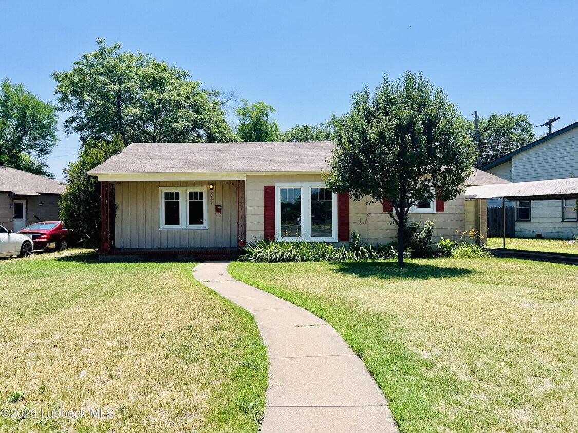 Foto principal - 2709 27th St