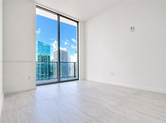 Foto del edificio - 77 SE 5th St