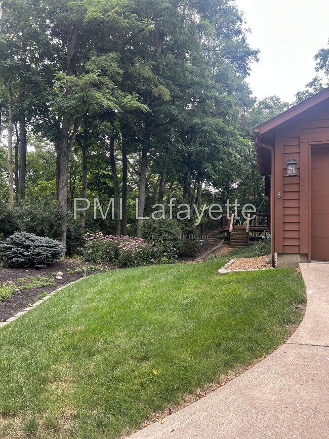 Foto del edificio - 3581 Creek Ridge