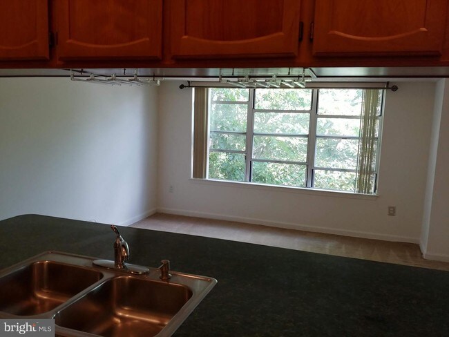 Foto del edificio - 2600 Camelback Ln